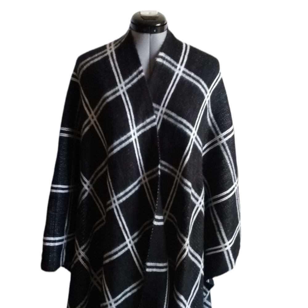Women's shrug one size
